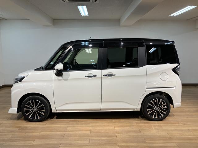 トールカスタムＧ　ターボ／走行０．３万ｋｍ／９インチＤＡ／クルコン走行０．３万ｋｍ／９インチディスプレイオーディオ／パノラマモニター／ステアリングスイッチ／ＥＴＣ／前後ドラレコ／クルーズコントロール／前席シートヒーター／両側パワースライドドア／キーフリー（大阪府）の中古車