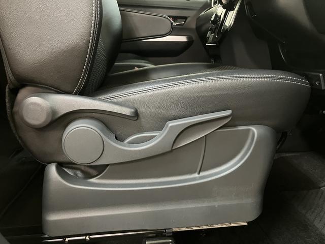 トールカスタムＧ　ターボ／走行０．３万ｋｍ／９インチＤＡ／クルコン走行０．３万ｋｍ／９インチディスプレイオーディオ／パノラマモニター／ステアリングスイッチ／ＥＴＣ／前後ドラレコ／クルーズコントロール／前席シートヒーター／両側パワースライドドア／キーフリー（大阪府）の中古車