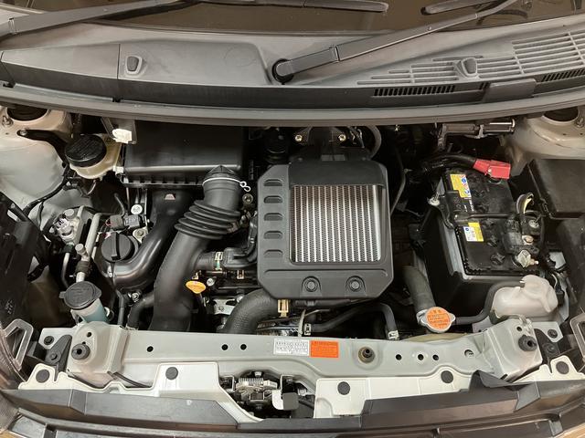 トールカスタムＧ　ターボ／走行０．３万ｋｍ／９インチＤＡ／クルコン走行０．３万ｋｍ／９インチディスプレイオーディオ／パノラマモニター／ステアリングスイッチ／ＥＴＣ／前後ドラレコ／クルーズコントロール／前席シートヒーター／両側パワースライドドア／キーフリー（大阪府）の中古車