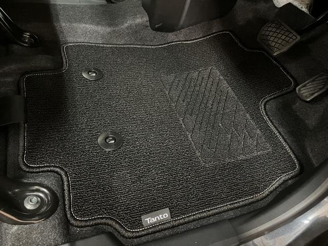 タントカスタムＸリミテッド　Ｒ７年式／ナビ／ＡＣＣ／ＥＴＣスマートアシスト　ＡＣＣ　ＥＴＣ　バックカメラ　両側リヤパワースライドドア　プッシュボタンエンジンスタート　シートヒーター　ＬＥＤヘッドライト　アルミホイール　オートエアコン　オートライト（大阪府）の中古車