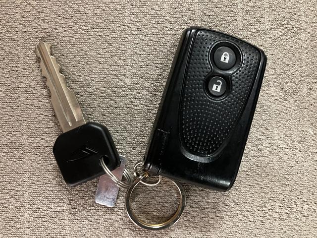 ムーヴX SA ナビ/TV/衝突軽減ブレーキ/走行0.7万キロ/鑑定書付き/1年保証/車検整備付き/衝突軽減ブレーキ/ナビ/Bluetooth/TV/キーフリーシステム/エンジンプッシュスタート/オートエアコン/電動格納ミラー/アルミホイール(大阪府)の中古車