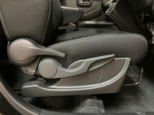 タフトＧ　ダーククロムベンチャー　１年保証／電子パーキング／ＵＳＢ１年間走行距離無制限保証／走行５キロ／ＬＥＤヘッドライト／ＬＥＤフォグランプ／バックカメラ／電子パーキングブレーキ／アダプティプドライビングビーム／スマートキー／ＵＳＢ／シートヒーター／（大阪府）の中古車