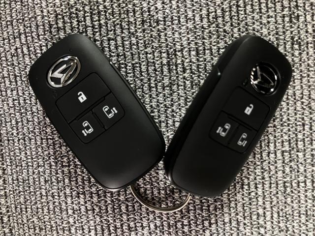 ムーヴキャンバスストライプスＧ　Ｒ７年式／ナビ／Ｂカメラ／両側ＰＳＤ新車保証継承／走行１０ｋｍ／純正７インチナビ／バックカメラ／両側パワースライドドア／ＬＥＤヘッドライト・フォグランプ／オートライト／オートハイビーム／ホットカップホルダー／前席シートヒーター（大阪府）の中古車