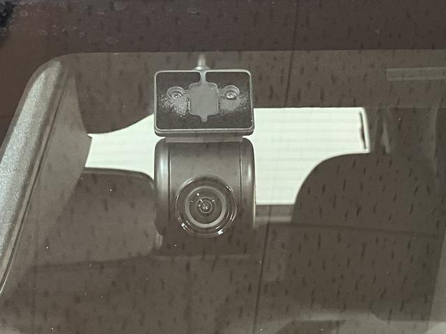 タフトＧターボ　クロムベンチャー　純正ナビ／前後ドラレコ／ＥＴＣ純正ナビ（ＮＭＺＬ−Ｗ７３Ｄ）／フルセグ／ＣＤ／ＤＶＤ／Ｂｌｕｅｔｏｏｔｈ／ＨＤＭＩ／バックカメラ／前後ドラレコ／ＥＴＣ／ＬＥＤヘッドライト／フォグランプ／ターボ車／アダプティブクルーズ（大阪府）の中古車