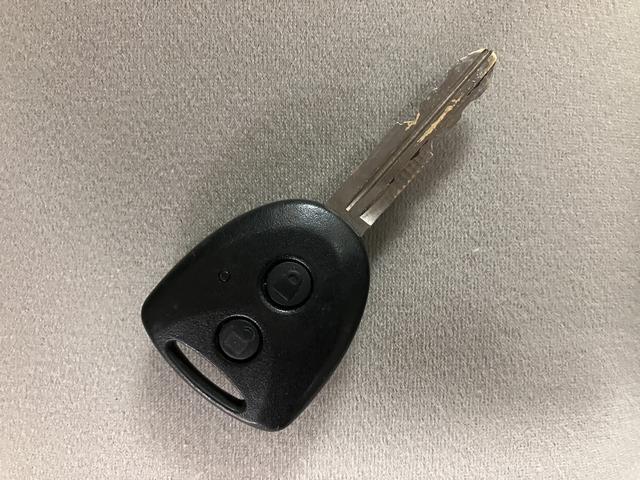 ムーヴＬ／１年保証／ＥＴＣ／ＣＤステレオ／走行５．１万キロ／１年間走行距離無制限保証／走行５．１万キロ／純正ＣＤステレオ／ＥＴＣ／電動格納式ドアミラー／キーレスエントリー／アイドリングストップ／ハロゲンヘッドライト／シートアンダートレイ／（大阪府）の中古車