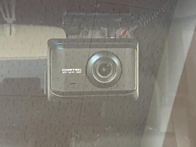 タントカスタムＲＳ　トップエディションＳＡII／ナビ／バックカメラ１年間走行距離無制限保証／走行６．２万キロ／ナビ／ＢＬＵＥＴＯＯＴＨ／ＥＴＣ／バックカメラ／両側電動パワースライドドア／ＬＥＤヘッドライト／スマートキー／サイドエアバック／衝突回避軽減ブレーキ／（大阪府）の中古車