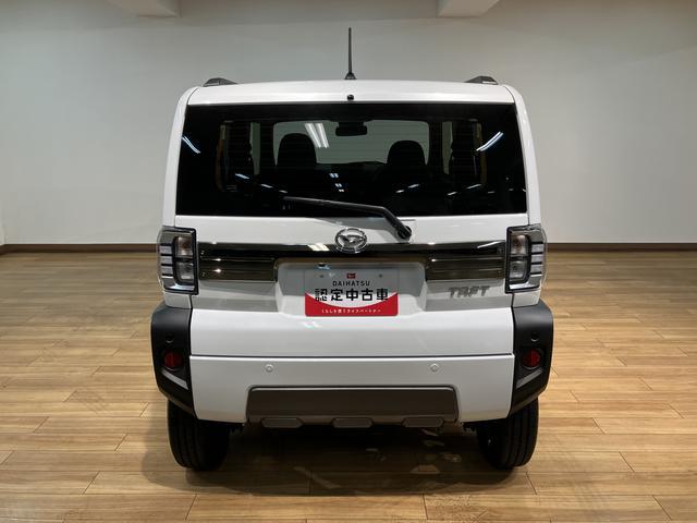 タフトＧ　ダーククロムベンチャー　登録済み未使用車／新車保証Ｒ７年式／ガラスルーフ／クルコン／衝突軽減ブレーキ／ＬＥＤライト／フォグランプ／コーナーセンサー／電動パーキング／ブレーキホールド／ＵＳＢ／バックカメラ／前席シートヒーター／キーフリー／オートエアコン（大阪府）の中古車