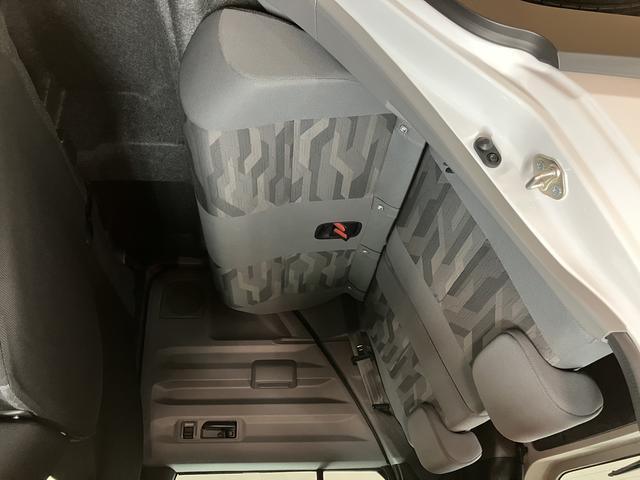 タフトＧ　ダーククロムベンチャー　登録済み未使用車／新車保証Ｒ７年式／ガラスルーフ／クルコン／衝突軽減ブレーキ／ＬＥＤライト／フォグランプ／コーナーセンサー／電動パーキング／ブレーキホールド／ＵＳＢ／バックカメラ／前席シートヒーター／キーフリー／オートエアコン（大阪府）の中古車