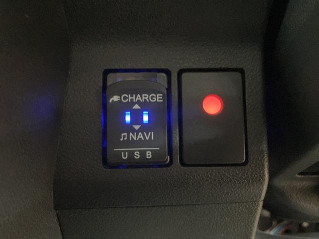 タントカスタムＸ　トップエディションＶＳ　ＳＡIII　ナビ／ＥＴＣ１年間走行距離無制限保証／走行１．２万キロ／ナビ／ＢＬＵＥＴＯＯＴＨ／パノラマモニター／ＥＴＣ／ドライブレコーダー／オートライト／ＬＥＤヘッドライト／両側電動パワースライドドア／スマートキー／（大阪府）の中古車