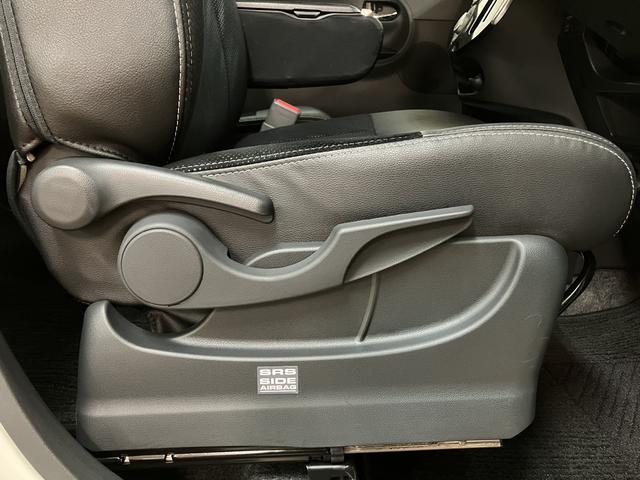 タントカスタムＸ　トップエディションＶＳ　ＳＡIII　ナビ／ＥＴＣ１年間走行距離無制限保証／走行１．２万キロ／ナビ／ＢＬＵＥＴＯＯＴＨ／パノラマモニター／ＥＴＣ／ドライブレコーダー／オートライト／ＬＥＤヘッドライト／両側電動パワースライドドア／スマートキー／（大阪府）の中古車