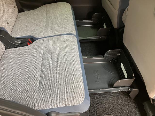 ムーヴキャンバスストライプスＧ／バックカメラ対応車／両側パワースライドドアＲ７年式／走行２１ｋｍ／バックカメラ対応車／ステアリングスイッチ／電動パーキングブレーキ／前席シートヒーター／両側パワースライドドア／ＬＥＤヘッドライト・フォグランプ／オートエアコン／キーフリー（大阪府）の中古車