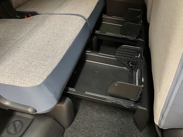 ムーヴキャンバスストライプスＧ／Ｂカメラ／電動Ｐ／両側電スラ／シートヒーター新車保証継承／電動パーキングブレーキ／バックカメラ／両側電動スライドドア／前席シートヒーター／スマートキー／ホットカップホルダー／オートライト／サイドエアバッグ／コーナーセンサー／ＬＥＤヘッドライト／（大阪府）の中古車