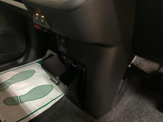 ムーヴキャンバスストライプスＧ／Ｂカメラ／電動Ｐ／両側電スラ／シートヒーター新車保証継承／電動パーキングブレーキ／バックカメラ／両側電動スライドドア／前席シートヒーター／スマートキー／ホットカップホルダー／オートライト／サイドエアバッグ／コーナーセンサー／ＬＥＤヘッドライト／（大阪府）の中古車