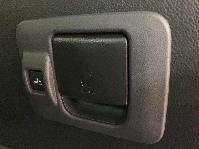 タントカスタムＸスタイルセレクション／ナビ／バックカメラ／ＥＴＣ走行２．５万ｋｍ／ナビゲーション／バックカメラ／ステアリングスイッチ／ＥＴＣ／ナビ連動前後ドラレコ／前席シートヒーター／両側パワースライドドア／ＬＥＤヘッドライト・フォグランプ／キーフリー（大阪府）の中古車