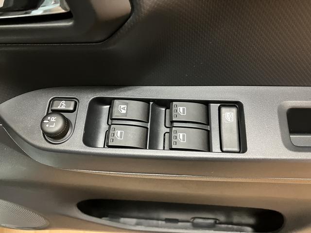 ミライースＸ　ＳＡIII／令和７年式／走行５ｋｍ／ＬＥＤヘッドライト新車保証継承／令和７年式／走行５ｋｍ／オーディオレス／ＬＥＤヘッドライト／オートライト／オートハイビーム／キーレスエントリー／電動格納ドアミラー／コーナーセンサー／カーペットマット／マニュアルエアコン（大阪府）の中古車