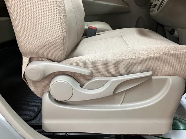ムーヴL SA 純正ワンセグナビ キーレス 車検整備付 1年保証純正ワンセグナビ・キーレスエントリー・マニュアルエアコン・アイドリングストップ・ハロゲンヘッドライト・衝突回避支援ブレーキ(スマートアシストI)・誤発進抑制機能・車検整備付・1年間走行距離無制限保証(大阪府)の中古車