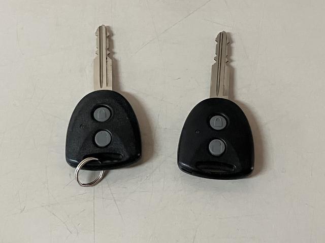 ムーヴL SA 純正ワンセグナビ キーレス 車検整備付 1年保証純正ワンセグナビ・キーレスエントリー・マニュアルエアコン・アイドリングストップ・ハロゲンヘッドライト・衝突回避支援ブレーキ(スマートアシストI)・誤発進抑制機能・車検整備付・1年間走行距離無制限保証(大阪府)の中古車
