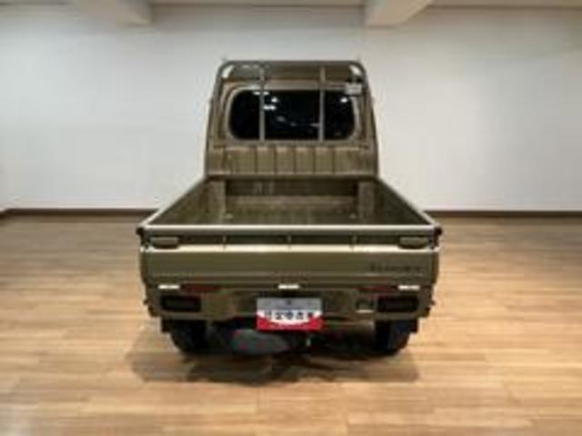 ハイゼットトラックジャンボ／認定中古車／１年保証／車検整備／外品ナビ／キー照明１年間走行距離無制限保証　車検整備渡し　外品フルセグナビ　外品ＥＴＣ　キーレスエントリー　キー照明　荷台作業灯　３方開　トップシェイドガラス　ＬＥＤヘッドライト・フォグランプ　テールゲートチェーン（大阪府）の中古車