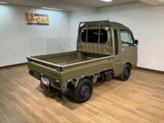 ハイゼットトラックジャンボ／認定中古車／１年保証／車検整備／外品ナビ／キー照明１年間走行距離無制限保証　車検整備渡し　外品フルセグナビ　外品ＥＴＣ　キーレスエントリー　キー照明　荷台作業灯　３方開　トップシェイドガラス　ＬＥＤヘッドライト・フォグランプ　テールゲートチェーン（大阪府）の中古車