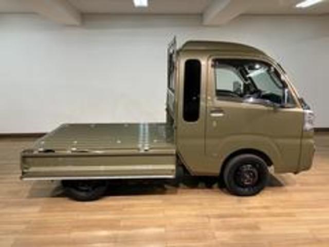 ハイゼットトラックジャンボ／認定中古車／１年保証／車検整備／外品ナビ／キー照明１年間走行距離無制限保証　車検整備渡し　外品フルセグナビ　外品ＥＴＣ　キーレスエントリー　キー照明　荷台作業灯　３方開　トップシェイドガラス　ＬＥＤヘッドライト・フォグランプ　テールゲートチェーン（大阪府）の中古車