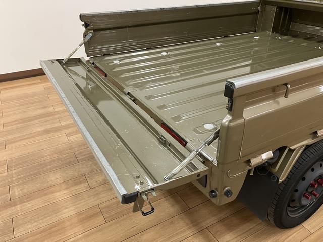 ハイゼットトラックジャンボ／認定中古車／１年保証／車検整備／外品ナビ／キー照明１年間走行距離無制限保証　車検整備渡し　外品フルセグナビ　外品ＥＴＣ　キーレスエントリー　キー照明　荷台作業灯　３方開　トップシェイドガラス　ＬＥＤヘッドライト・フォグランプ　テールゲートチェーン（大阪府）の中古車