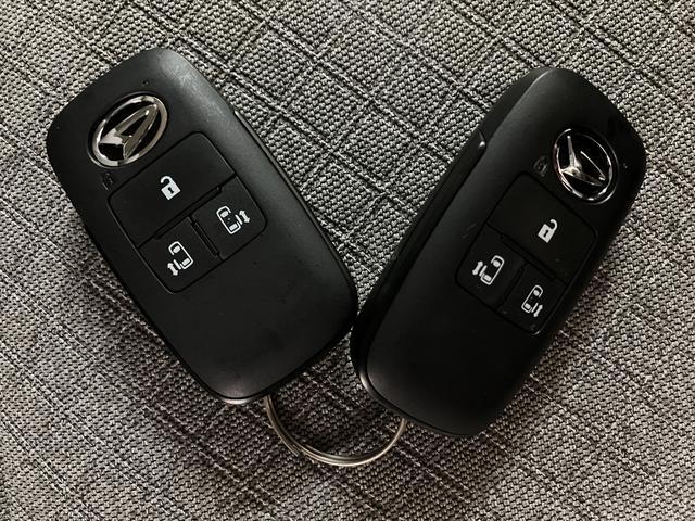 タントXリミテッド/R8年式/届出済未使用車/25年モデルナビR8年式/届出済未使用車/走行14Km/25年モデルナビ/バックカメラ/ステアリングスイッチ/前席シートヒーター/電動パーキングブレーキ/両側パワースライドドア/LEDヘッドライト/キーフリー(大阪府)の中古車