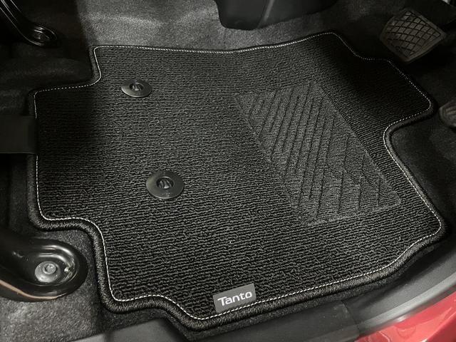 タントXリミテッド/R8年式/届出済未使用車/25年モデルナビR8年式/届出済未使用車/走行14Km/25年モデルナビ/バックカメラ/ステアリングスイッチ/前席シートヒーター/電動パーキングブレーキ/両側パワースライドドア/LEDヘッドライト/キーフリー(大阪府)の中古車