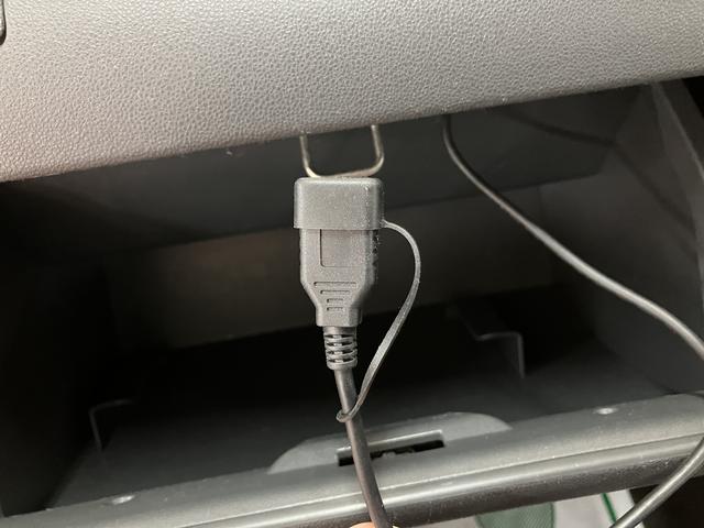 ハイゼットカーゴスペシャル/1年間走行距離無制限保証/車検整備渡し/純正ナビ1年間走行距離無制限保証 車検整備渡し 純正ワンセグナビ パワードアロック 5速マニュアルミッション車 助手席エアバック USB(大阪府)の中古車