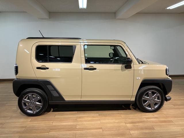 タフトGターボ ダーククロムベンチャー/届出済未使用車/ナビ届出済未使用車/R8年式/走行33Km/25年モデルナビ/バックカメラ/ステアリングスイッチ/クルーズコントロール/前席シートヒーター/LEDヘッドライト・フォグランプ/オートエアコン/キーフリー(大阪府)の中古車