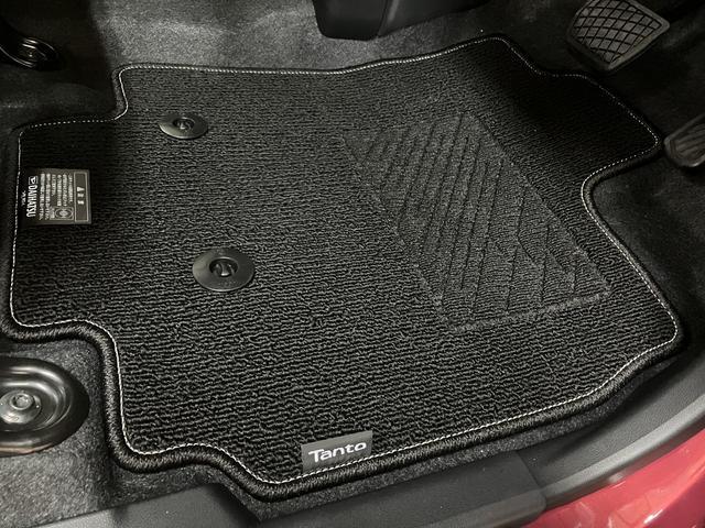 タントＸリミテッド　Ｒ８年式／両側電動スライドドア／走行１３ｋｍサポカーＳワイド適合　ミラクルオープンドア　Ｂカメラ　両側オートスライドドア　Ｐスタート　コーナーセンサー　シートヒーター　ステアリングスイッチ　ＵＳＢ接続端子　キーフリー（大阪府）の中古車