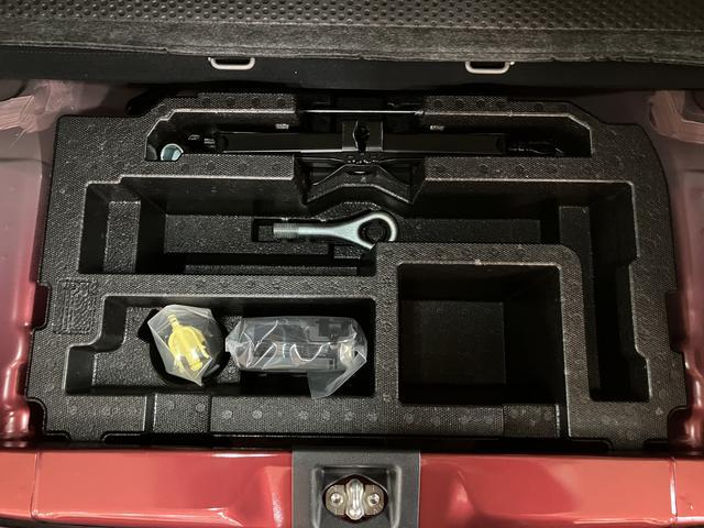 ミライースG SAIII シートヒーター LEDライト 届出済未使用車届出済未使用車・オーディオレス・シートヒーター・LEDヘッドライト・プッシュスタート・キーフリーシステム・コーナーセンサー・純正14インチアルミホイール・衝突回避支援ブレーキ・誤発進抑制機能(大阪府)の中古車