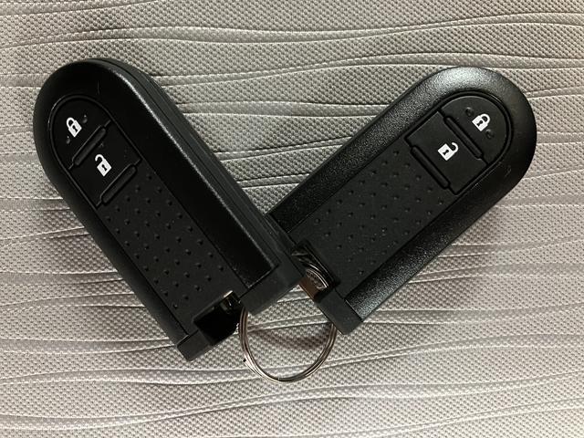 ミライースG SAIII シートヒーター LEDライト 届出済未使用車届出済未使用車・オーディオレス・シートヒーター・LEDヘッドライト・プッシュスタート・キーフリーシステム・コーナーセンサー・純正14インチアルミホイール・衝突回避支援ブレーキ・誤発進抑制機能(大阪府)の中古車