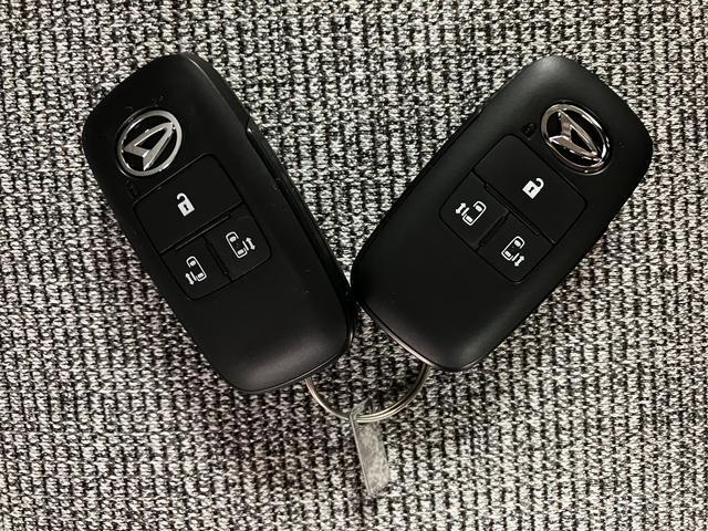 ムーヴキャンバスストライプスＧ　Ｒ７年式／走行２２ｋｍ／両側電動スライドドア走行無制限１年保証　両側電動スライドドア　バックカメラ対応　前後コーナーセンサー　前席シートヒーター　ホッとカップホルダー　オートマチックハイビーム　ＬＥＤヘッドライト　スマートキー（大阪府）の中古車