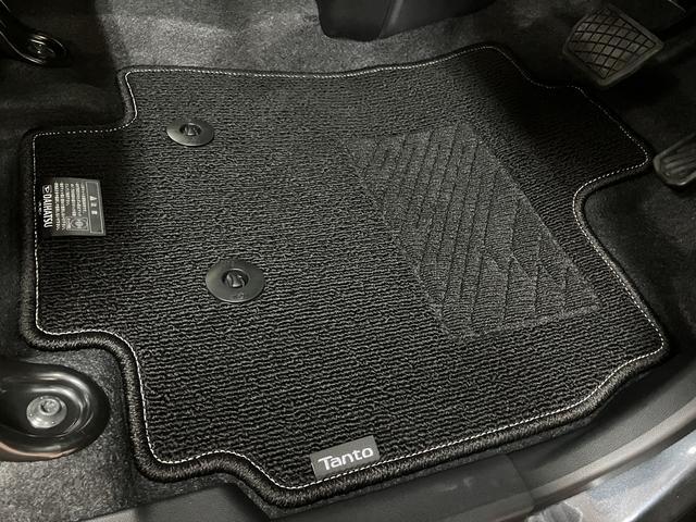 タントカスタムＸリミテッド　届出済未使用車　ナビ届出済未使用車／新車保証継承／スマートアシスト／クルーズコントロール／純正ナビ／Ｂｌｕｅｔｏｏｔｈ機能／バックカメラ／ＥＴＣ車載器／前席シートヒーター／電動パーキング／両側電動スライドドア／キーフリー（大阪府）の中古車