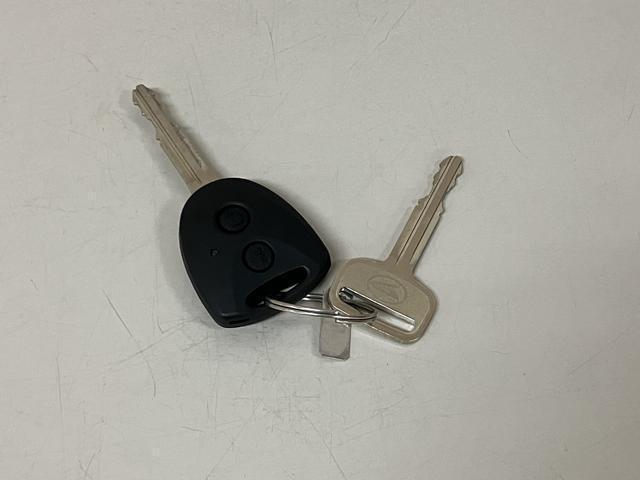 ムーヴＬ　純正ナビ　バックカメラ　ＬＥＤライト　届出済未使用車届出済未使用車・純正メモリーナビ・バックカメラ・両側スライドドア・ＬＥＤヘッドライト・キーレスエントリー・コーナーセンサー・衝突回避支援ブレーキ・誤発進抑制機能・１年間走行距離無制限保証（大阪府）の中古車
