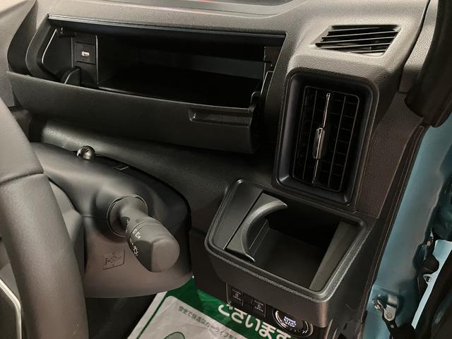 タントカスタムＲＳ　純正ナビ　シートヒーター　届出済未使用車届出済未使用車・ターボエンジン・純正メモリーナビ・バックカメラ・シートヒーター・両側電動スライドドア・電動パーキング・ＬＥＤヘッドライト・ＬＥＤフォグランプ・衝突回避支援ブレーキ・誤発進抑制機能（大阪府）の中古車