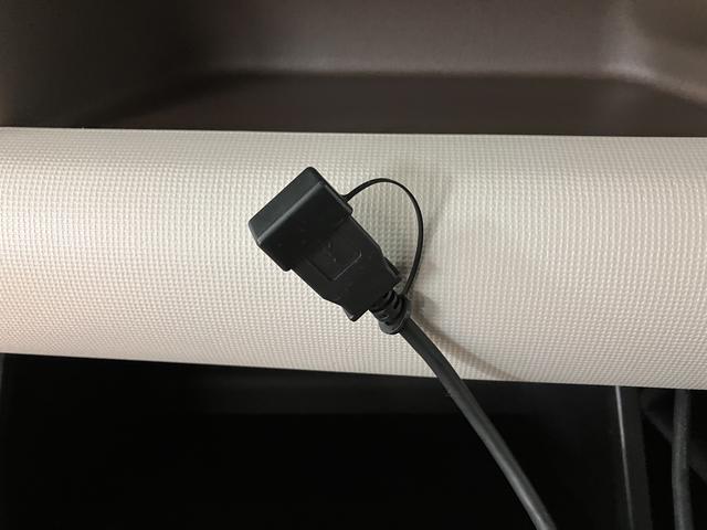 ムーヴキャンバスXリミテッドメイクアップSAII 鑑定書/車検整備渡し1年保証/ナビ/TV/Bluetooth/USB/CD録音/バックカメラ/ETC/オートライト/衝突軽減ブレーキ/横滑り防止装置/両側電動スライドドア/アイドリングストップ/キーフリーシステム(大阪府)の中古車