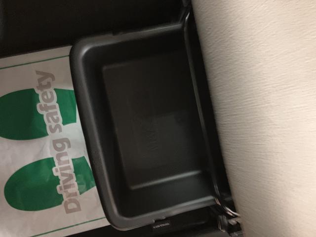 ムーヴキャンバスXリミテッドメイクアップSAII 鑑定書/車検整備渡し1年保証/ナビ/TV/Bluetooth/USB/CD録音/バックカメラ/ETC/オートライト/衝突軽減ブレーキ/横滑り防止装置/両側電動スライドドア/アイドリングストップ/キーフリーシステム(大阪府)の中古車