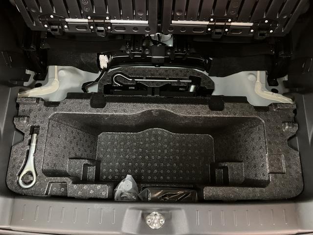 ムーヴキャンバスXリミテッドメイクアップSAII 鑑定書/車検整備渡し1年保証/ナビ/TV/Bluetooth/USB/CD録音/バックカメラ/ETC/オートライト/衝突軽減ブレーキ/横滑り防止装置/両側電動スライドドア/アイドリングストップ/キーフリーシステム(大阪府)の中古車