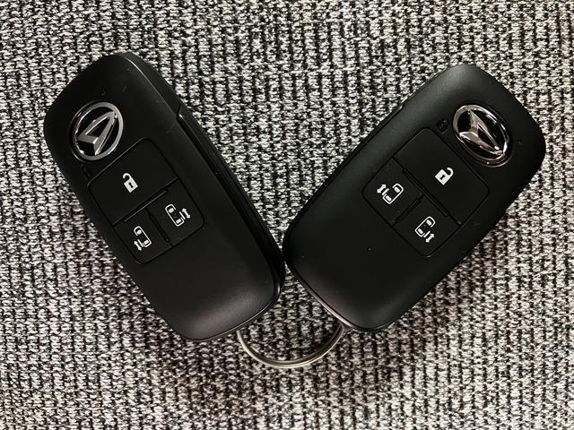 ムーヴキャンバスストライプスＧターボ　純正ナビ　バックカメラ　届出済未使用車届出済未使用車・ターボエンジン・純正メモリーナビ・バックカメラ・クルーズコントロール・シートヒーター・電動パーキング・両側電動スライドドア・ＬＥＤヘッドライト・衝突回避支援ブレーキ・誤発進抑制機能（大阪府）の中古車