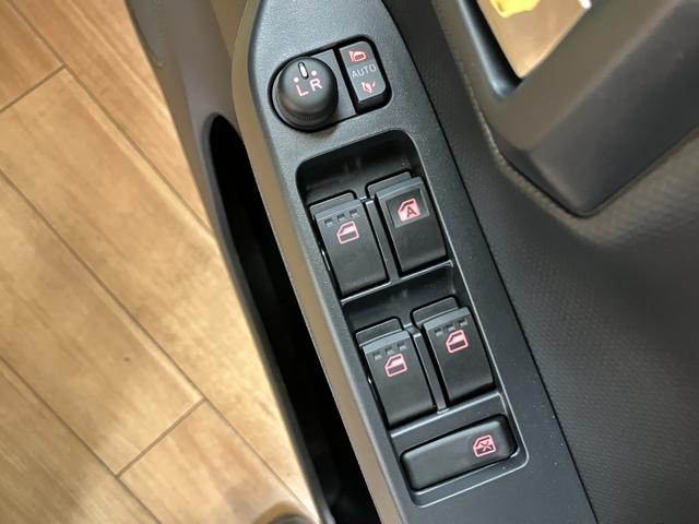 ミライースG SAIII LEDヘッドライト/スマートキー1年間走行距離無制限保証/走行9キロ/LEDヘッドライト/スマートキー/プッシュスタート/コーナーセンサー/オートライト/オートハイビーム/電動格納式ドアミラー/アルミホイール/運・助シートヒーター(大阪府)の中古車