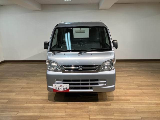ハイゼットトラックエアコン・パワステスペシャルVS 2WD 5MT平成26年式/走行3.4万キロ/車検整備付き/2WD/5MT/工具箱/AM・FMラジオ/荷台作業灯/テールゲートチェーン/ラバーマット/バイザー/ゲート部分加工あり(大阪府)の中古車
