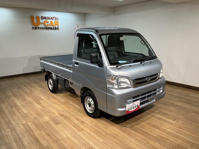 ハイゼットトラックエアコン・パワステスペシャルVS 2WD 5MT平成26年式/走行3.4万キロ/車検整備付き/2WD/5MT/工具箱/AM・FMラジオ/荷台作業灯/テールゲートチェーン/ラバーマット/バイザー/ゲート部分加工あり(大阪府)の中古車