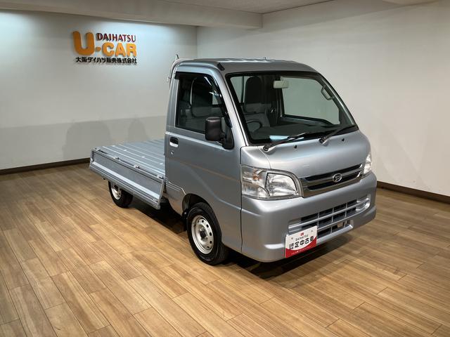 ハイゼットトラックエアコン・パワステスペシャルVS 2WD 5MT平成26年式/走行3.4万キロ/車検整備付き/2WD/5MT/工具箱/AM・FMラジオ/荷台作業灯/テールゲートチェーン/ラバーマット/バイザー/ゲート部分加工あり(大阪府)の中古車