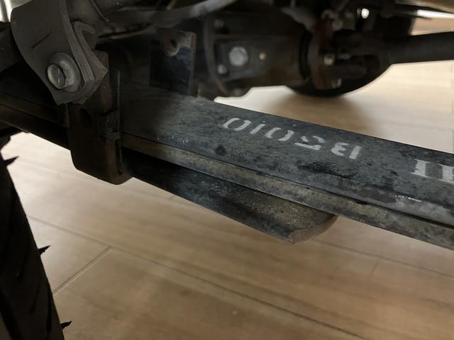 ハイゼットトラックエアコン・パワステスペシャルVS 2WD 5MT平成26年式/走行3.4万キロ/車検整備付き/2WD/5MT/工具箱/AM・FMラジオ/荷台作業灯/テールゲートチェーン/ラバーマット/バイザー/ゲート部分加工あり(大阪府)の中古車
