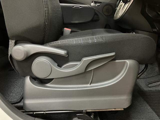 ムーヴカスタム　ＲＳ　ＳＡ／１年保証／認定中古車／ターボ／ナビ／１年間走行距離無制限保証／ダイハツ認定中古車／０．８万キロ／ターボエンジン／衝突軽減ブレーキ／ナビ／ＥＴＣ／バックカメラ／ＬＥＤヘッドライト／スマートキー／オートエアコン／１５インチアルミ／（大阪府）の中古車