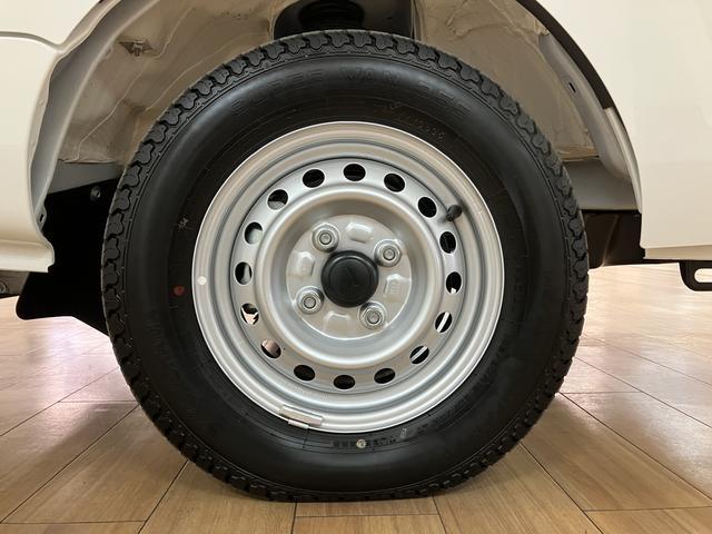 ハイゼットトラックスタンダードスマートアシストIIIt アイドリングストップ コーナーセンサー 1DNAM/FMラジオ 運転席/助手席エアバッグ エアコン パワステ(大阪府)の中古車