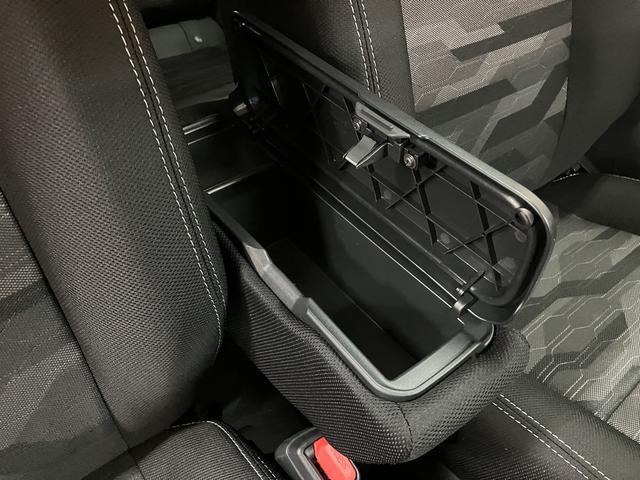タフトGターボダーククロムベンチャー/鑑定書/R8登録済み未使用車点検整備渡し/新車保証/走行6キロ/衝突軽減ブレーキ/コーナーセンサー/クルーズコントロール/LEDヘッドライト/電動パーキングブレーキ/ブレーキホールド/フォグランプ/キーフリー/エンジンプッシュ式(大阪府)の中古車