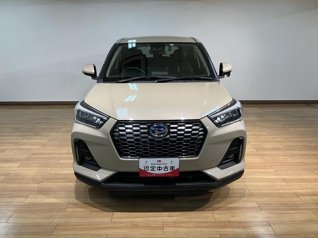 ロッキープレミアムＧ　ＨＥＶ／９インチナビ／バックカメラ／クルコン走行２．６万ｋｍ／９インチナビ／バックカメラ／ステアリングスイッチ／ＥＴＣ／ナビ連動前後ドラレコ／クルーズコントロール／電動パーキングブレーキ／ＬＥＤヘッドライト・フォグ／オートエアコン／キーフリー（大阪府）の中古車
