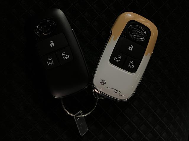 タントカスタムRSスタイルセレクション/9インチナビ/クルコン9インチナビ/バックカメラ/ステアリングスイッチ/ETC/ナビ連動前後ドラレコ/クルーズコントロール/前席シートヒーター/両側パワースライドドア/LEDヘッドライト・フォグランプ/キーフリー(大阪府)の中古車